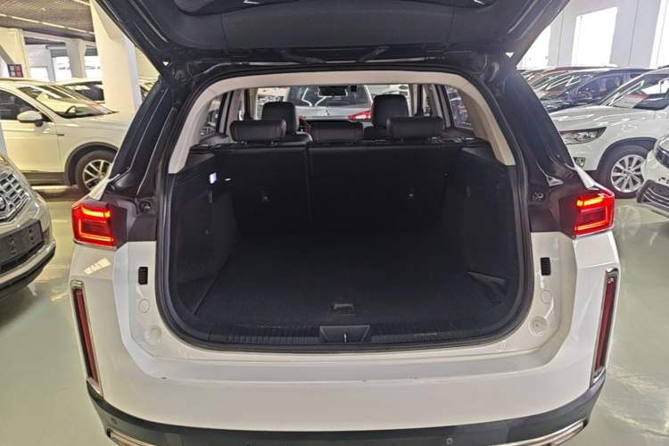 Used Bestune T99 2020 20TD Automatic Sport Premium Edition Trunk
