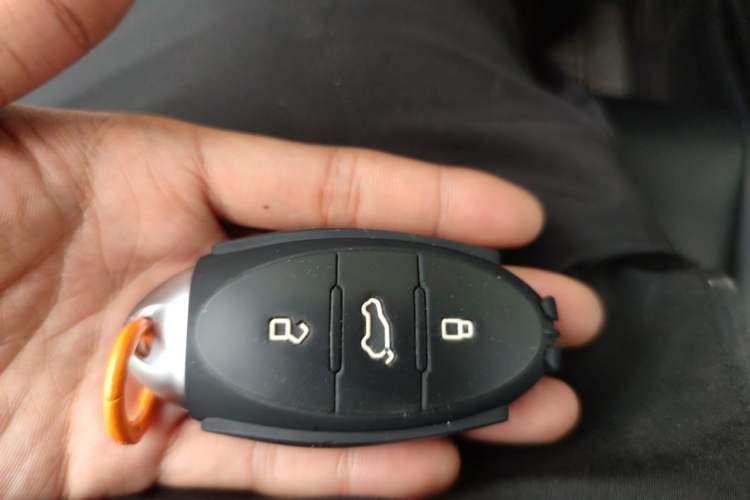 Used Bestune T99 2020 20TD Automatic Sport Premium Edition Vehicle Key