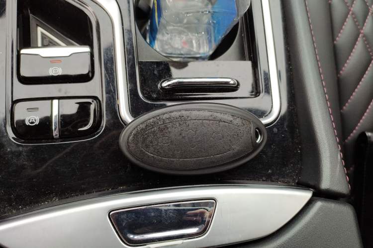 Used Bestune T99 2020 20TD Automatic Premium Edition Vehicle Key