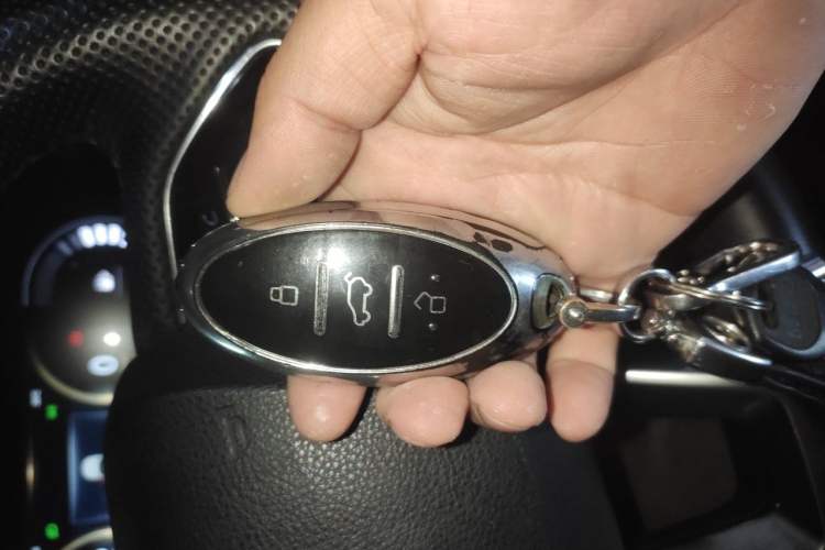 Used Bestune T99 2020 20TD Automatic Luxury Edition Vehicle Key