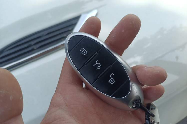 Used Bestune T99 2020 20TD Automatic Premium Edition Vehicle Key