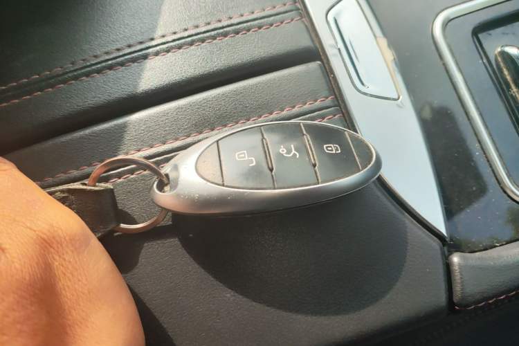Used Bestune T99 2020 20TD Automatic Luxury Edition Vehicle Key