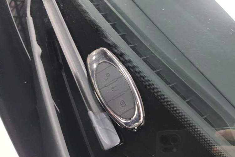 Used Bestune T99 2020 20TD Automatic Luxury Edition Vehicle Key