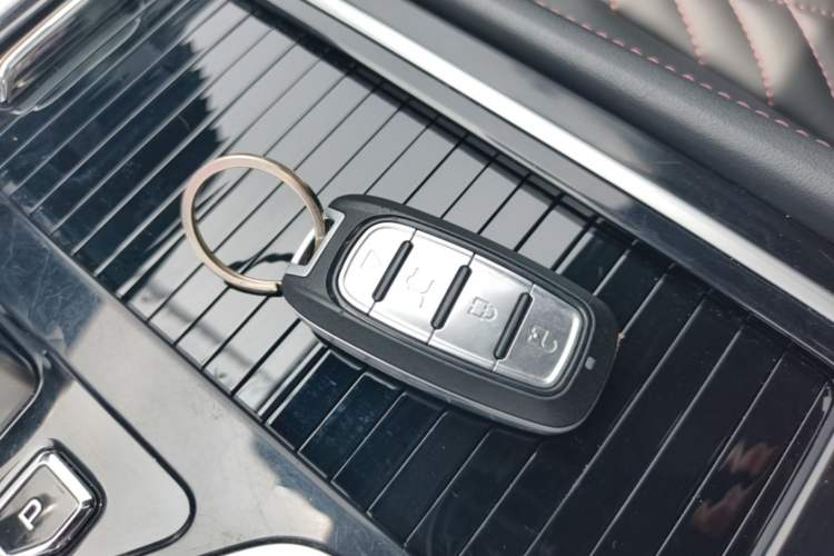 Used Bestune T99 2020 20TD Automatic Prestige Edition Vehicle Key