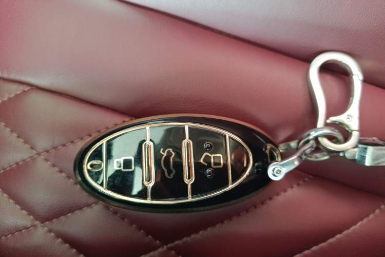 Used Bestune T99 2020 20TD Automatic Prestige Edition Vehicle Key