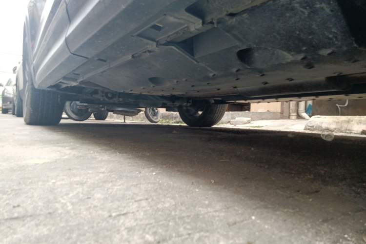 Used Bestune T99 2022 20TD Automatic Premium Edition Chassis Rear Left