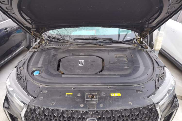 Used Bestune T99 2022 20TD Automatic Sport Prestige Special Edition Engine Bay