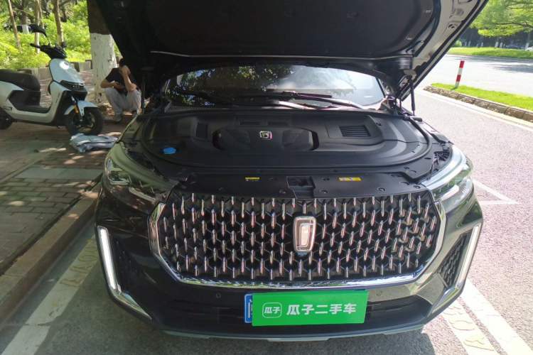 Used Bestune T99 2022 20TD Automatic Prestige Special Edition Engine Bay