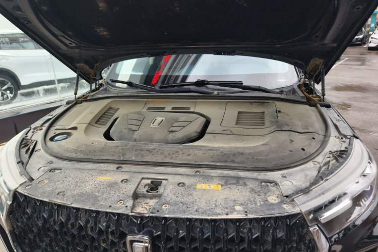 Used Bestune T99 2022 20TD Automatic Sport Prestige Special Edition Engine Bay