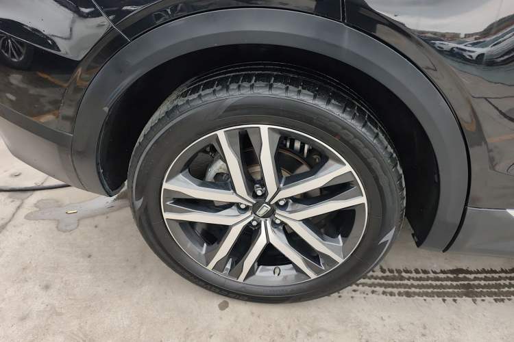 Used Bestune T99 2022 20TD Automatic Prestige Special Edition Exterior 4