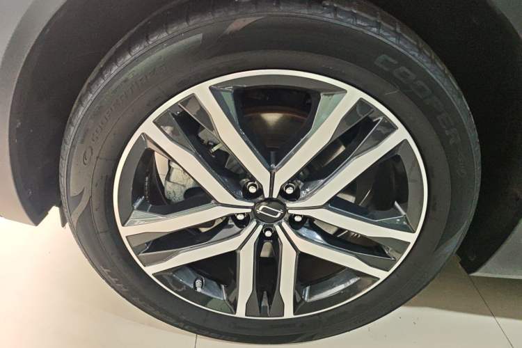 Used Bestune T99 2022 20TD Automatic Premium Edition Exterior 4