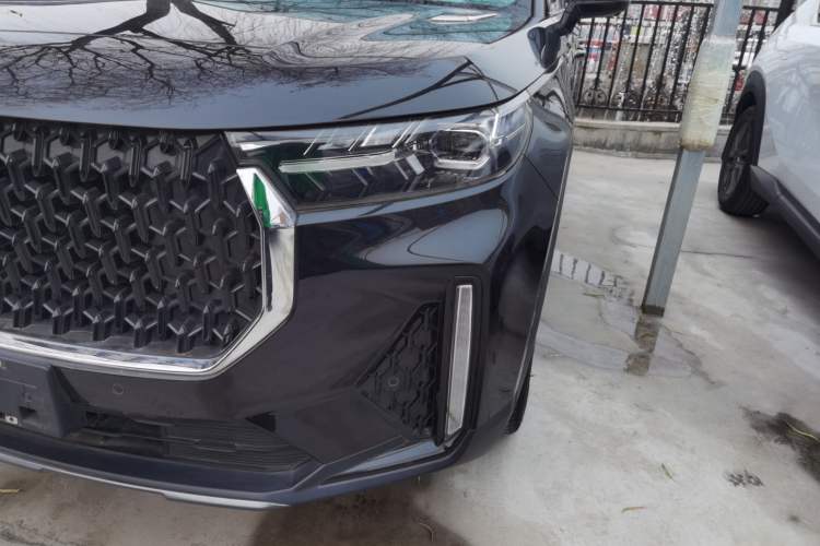 Used Bestune T99 2022 20TD Automatic Sport Prestige Special Edition Left Front Headlight