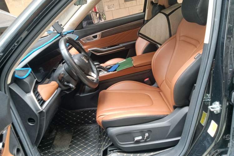 Used Bestune T99 2022 20TD Automatic Premium Edition Left Front Seat