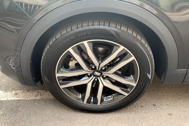Used Bestune T99 2022 20TD Automatic Sport Premium Edition Left Front Wheel Hub