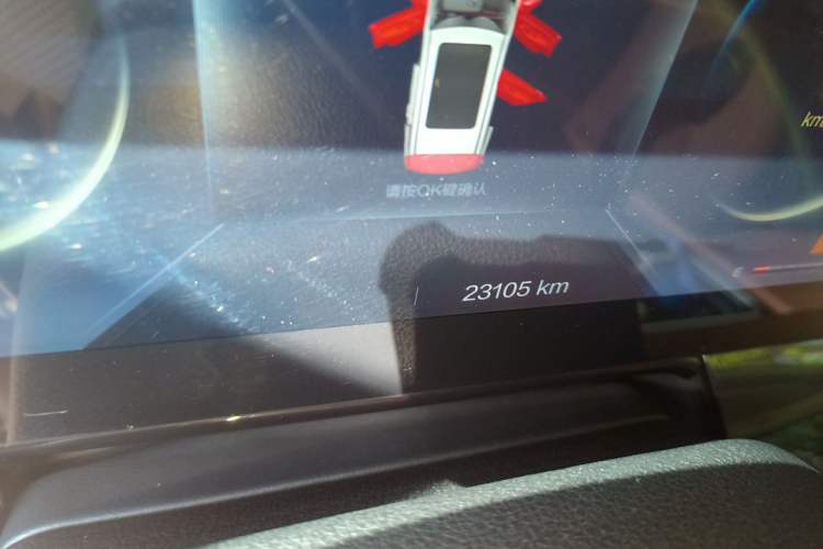 Used Bestune T99 2022 20TD Automatic Prestige Special Edition Odometer Close Up