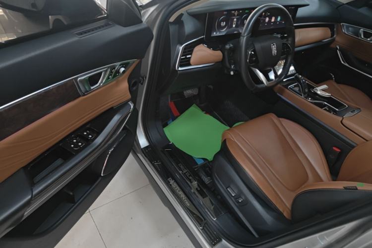 Used Bestune T99 2022 20TD Automatic Sport Prestige Edition Driver Seat