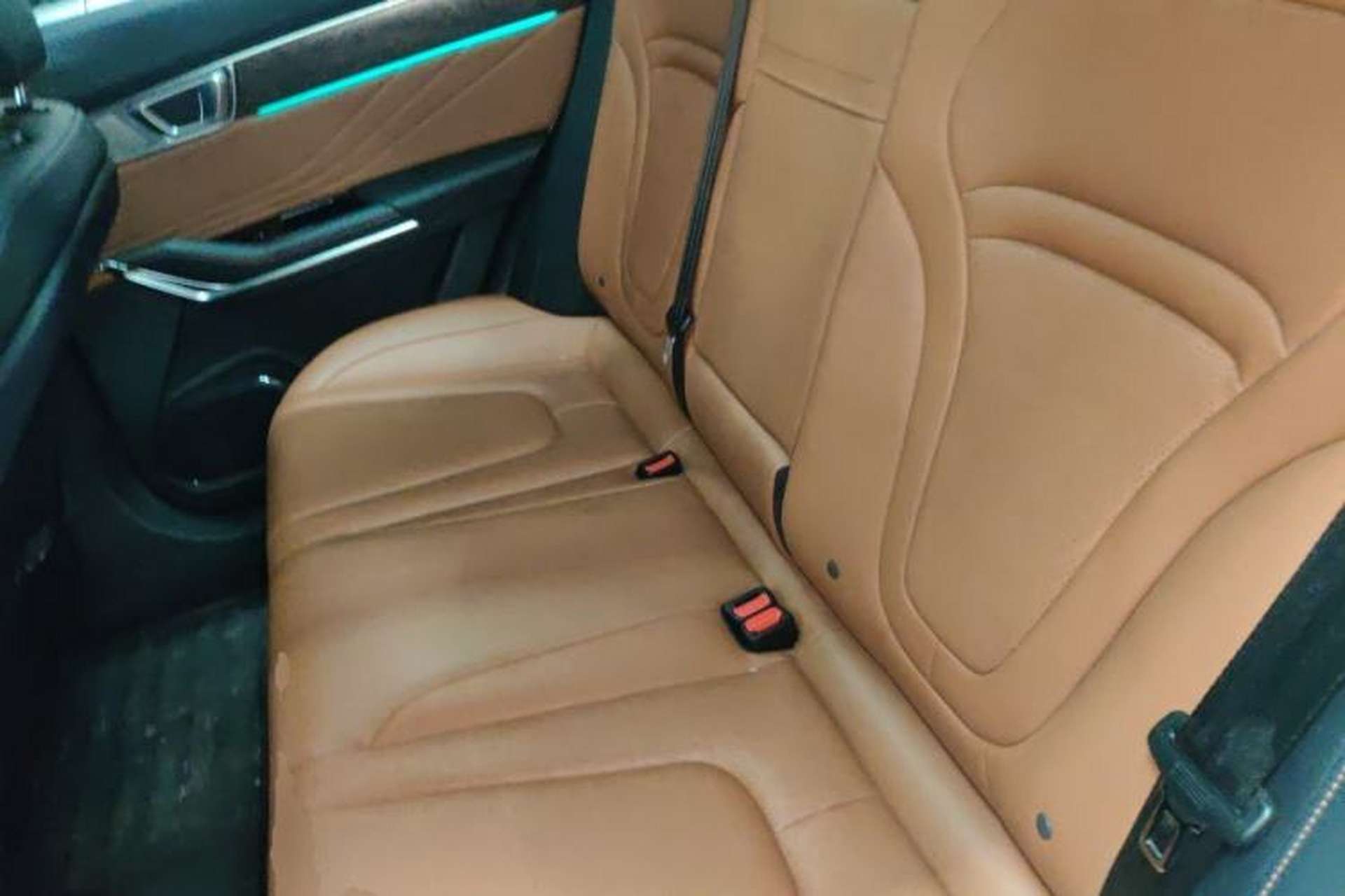 Used Bestune T99 2022 20TD Automatic Prestige Edition Left Rear Seat