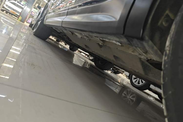 Used Bestune T99 2022 20TD Automatic Sport Prestige Edition Left Side Sill