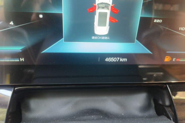 Used Bestune T99 2022 20TD Automatic Sport Prestige Edition Odometer Close Up