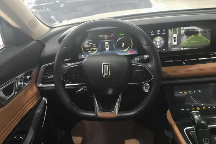 Used Bestune T99 2022 20TD Automatic Sport Prestige Special Edition Steering Wheel