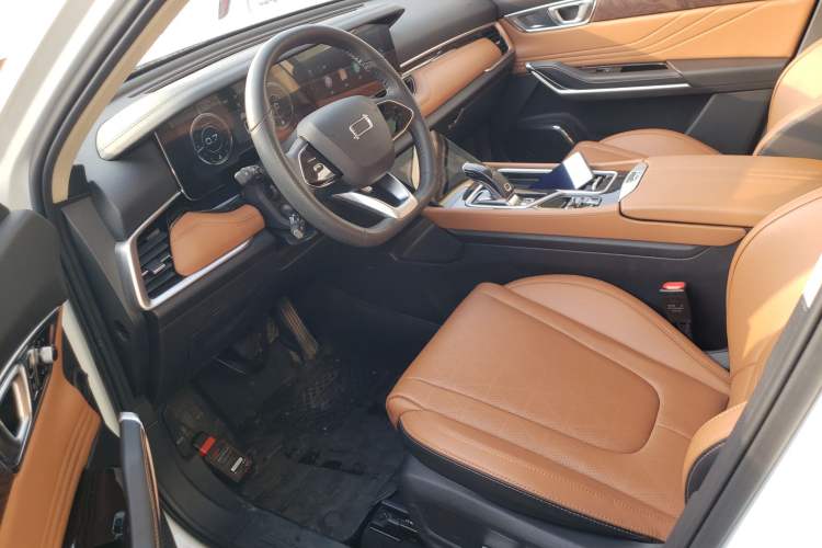 Used Bestune T99 2022 20TD Automatic Prestige Edition Left Front Seat