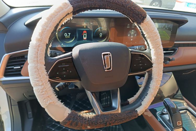 Used Bestune T99 2022 20TD Automatic Sport Prestige Special Edition Steering Wheel