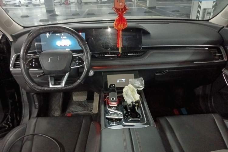 Used Bestune T99 2023 2.0T Automatic Prestige Edition Center Console