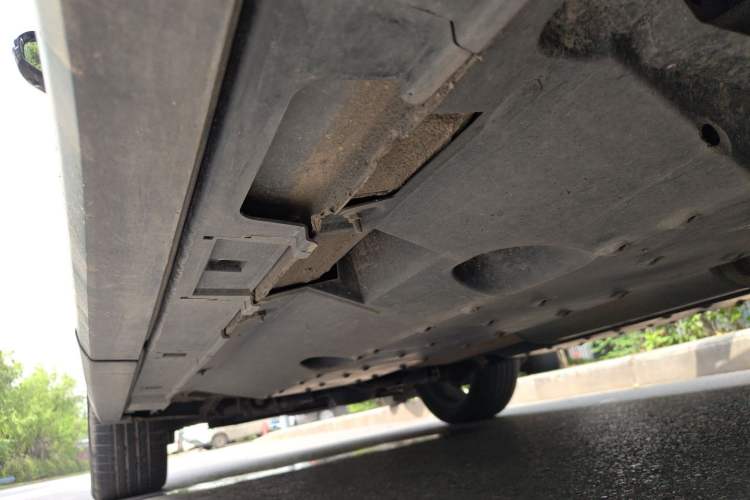 Used Bestune T99 2023 2.0T Automatic Premium (6AT) Chassis Rear Left