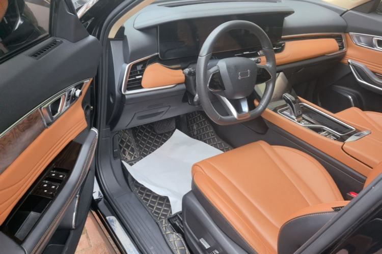 Used Bestune T99 2023 2.0T Automatic Premium (6AT) Driver Seat
