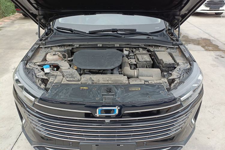 Used Bestune T99 2023 2.0T Automatic Prestige Edition (8AT) Engine Bay