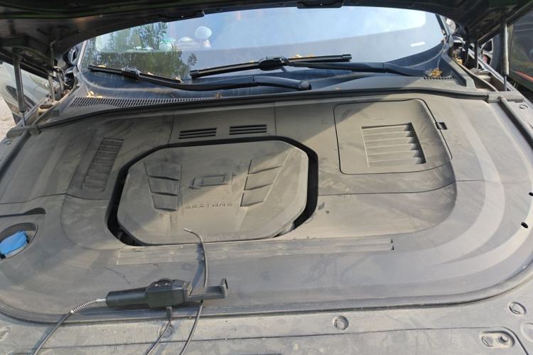 Used Bestune T99 2023 2.0T Automatic Premium (6AT) Engine Bay