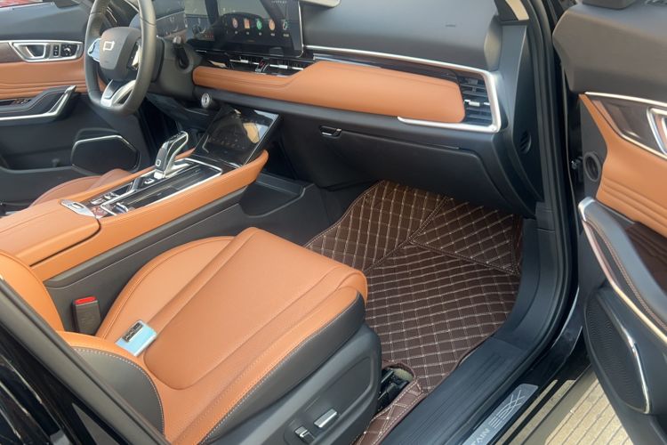 Used Bestune T99 2023 2.0T Automatic Premium (6AT) Interior 3