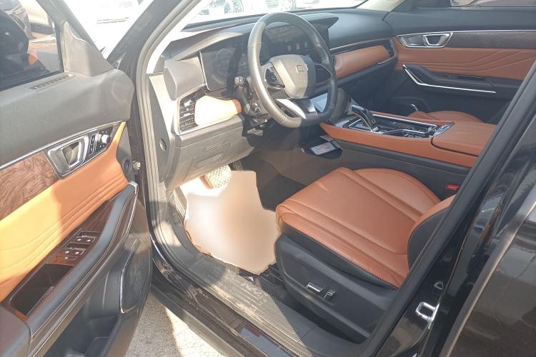Used Bestune T99 2023 2.0T Automatic Premium (6AT) Interior 3