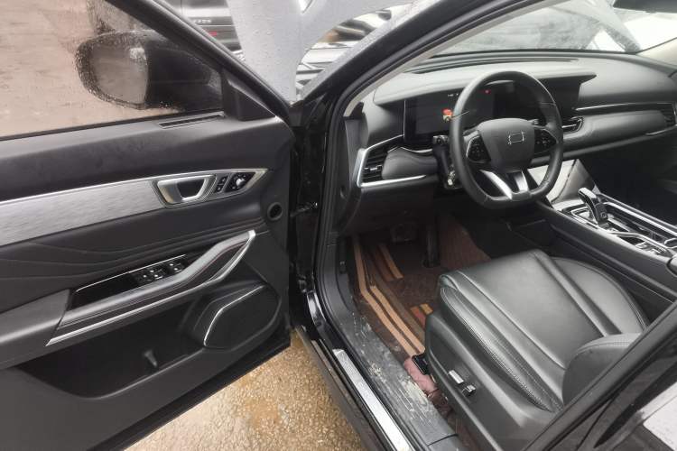 Used Bestune T99 2023 2.0T Automatic Prestige Edition Interior 3