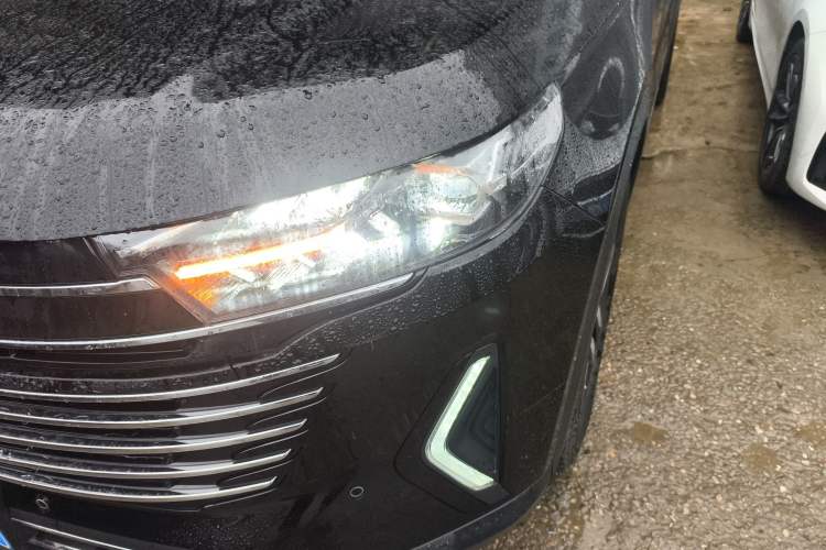 Used Bestune T99 2023 2.0T Automatic Prestige Edition Left Front Headlight