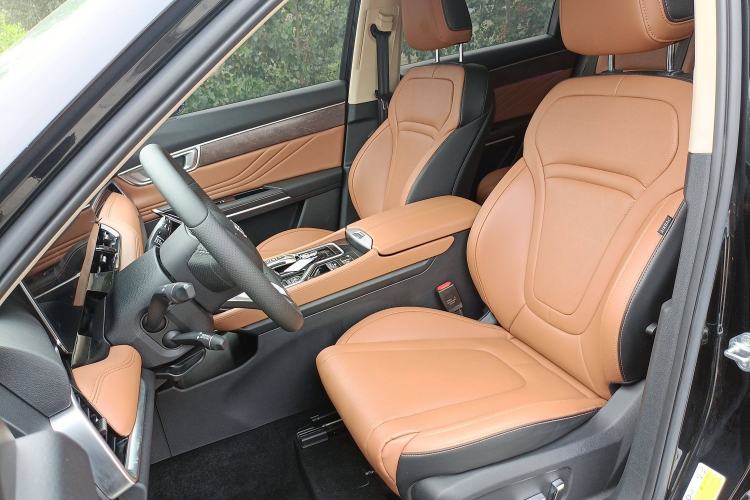 Used Bestune T99 2023 2.0T Automatic Prestige Edition (8AT) Left Front Seat