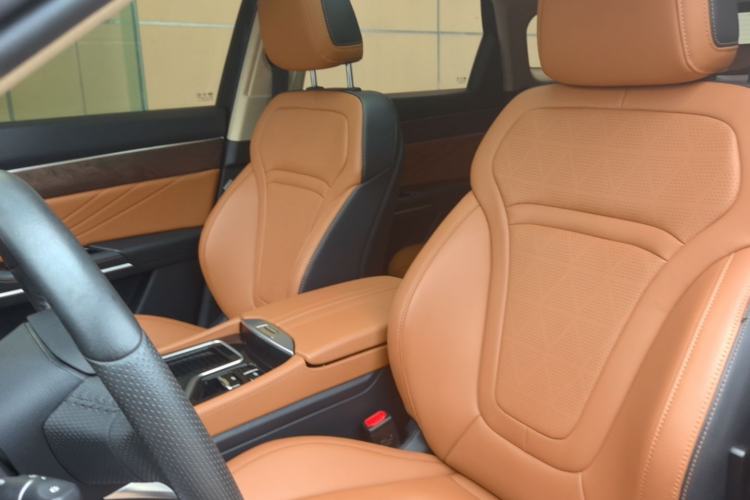 Used Bestune T99 2023 2.0T Automatic Premium (6AT) Left Front Seat