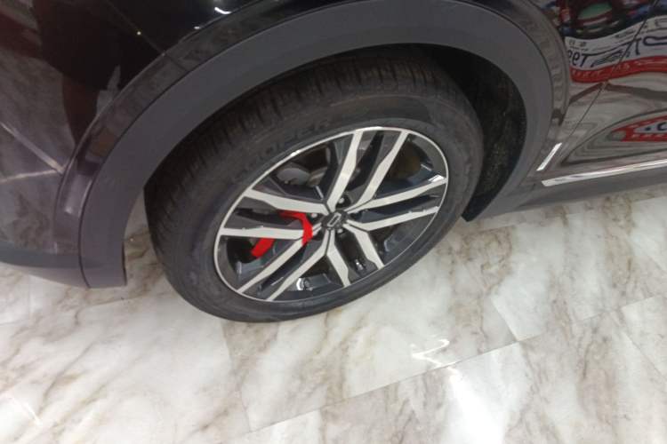 Used Bestune T99 2023 2.0T Automatic Premium (6AT) Left Front Wheel Hub