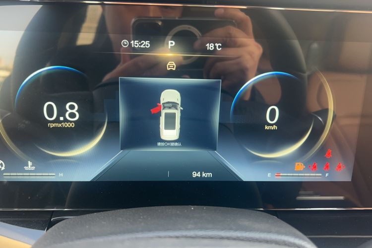 Used Bestune T99 2023 2.0T Automatic Premium (6AT) Odometer Close Up
