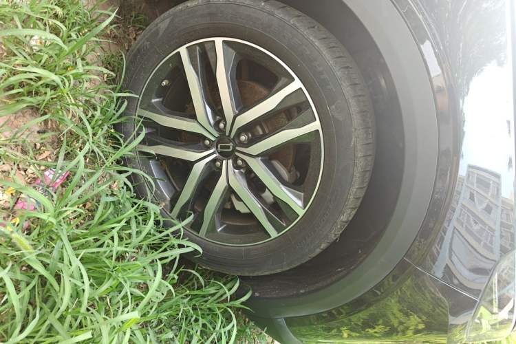 Used Bestune T99 2023 2.0T Automatic Premium (6AT) Right Front Wheel Hub
