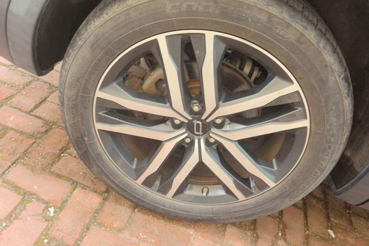 Used Bestune T99 2023 2.0T Automatic Premium (6AT) Right Rear Wheel Hub