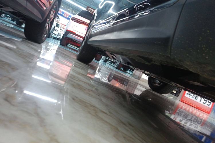 Used Bestune T99 2023 2.0T Automatic Premium (6AT) Right Side Sill