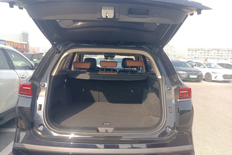 Used Bestune T99 2023 2.0T Automatic Premium (6AT) Trunk