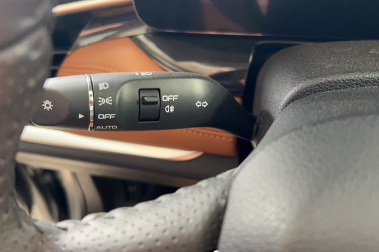 Used Bestune T99 2023 2.0T Automatic Prestige Edition (8AT) Interior 9
