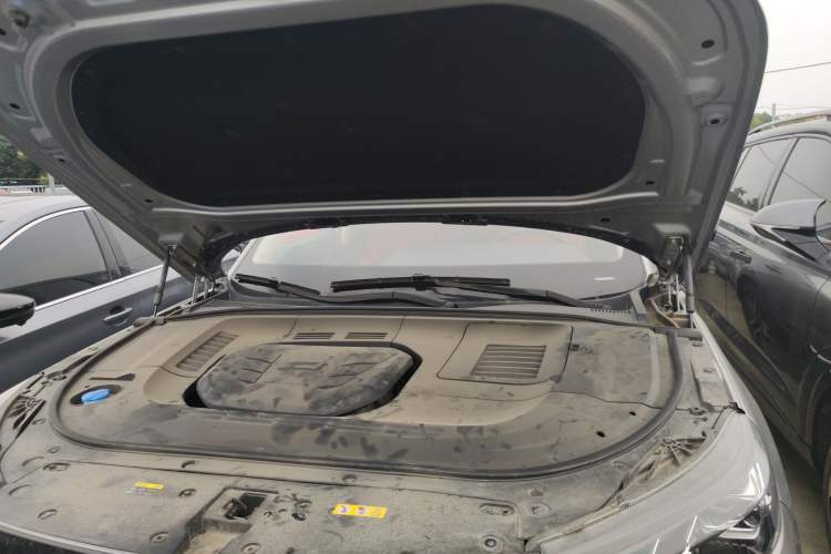 Used Bestune T99 2023 2.0T Automatic Premium (6AT) Engine Bay