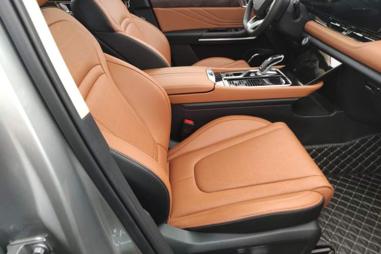 Used Bestune T99 2023 2.0T Automatic Premium (6AT) Right Front Seat