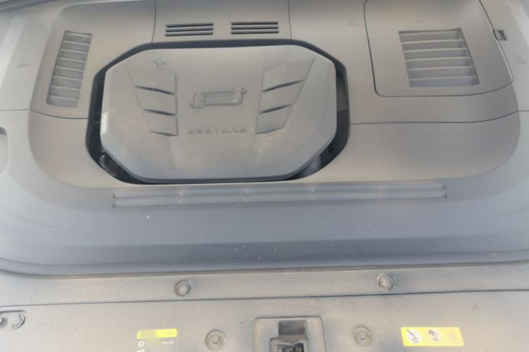 Used Bestune T99 2023 2.0T Automatic Premium (6AT) Engine Bay