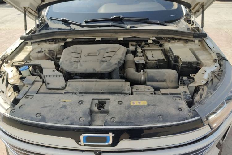 Used Bestune T99 2023 2.0T Automatic Prestige Edition Engine Bay