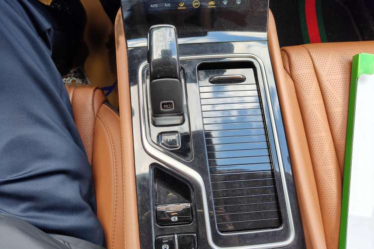 Used Bestune T99 2023 2.0T Automatic Prestige Edition Interior 6