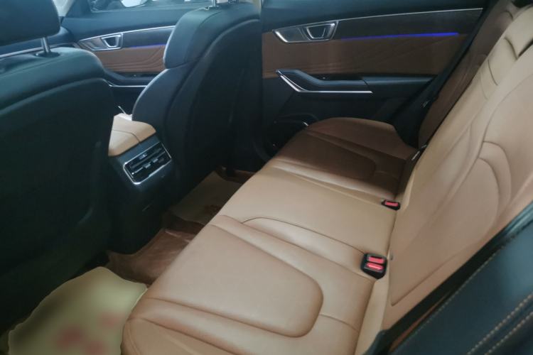 Used Bestune T99 2023 2.0T Automatic Prestige Edition Left Rear Seat